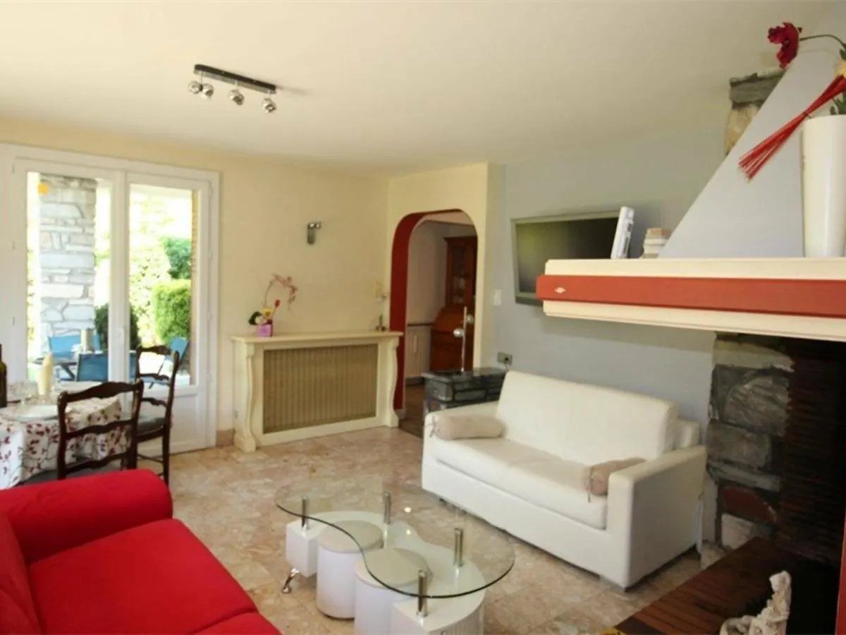 Appartement Spacieux 6 Pers. Avec Jardin, Terrasse Et Cheminee A Bagneres-De-Luchon - Fr-1-313-177 アパート